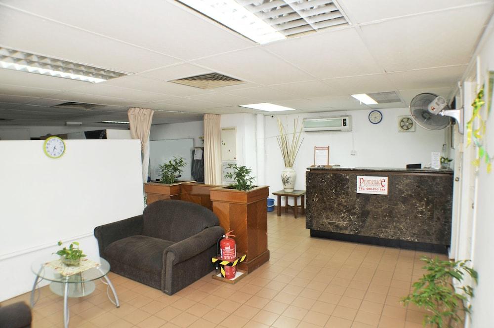 Promenade Service Aparthotel