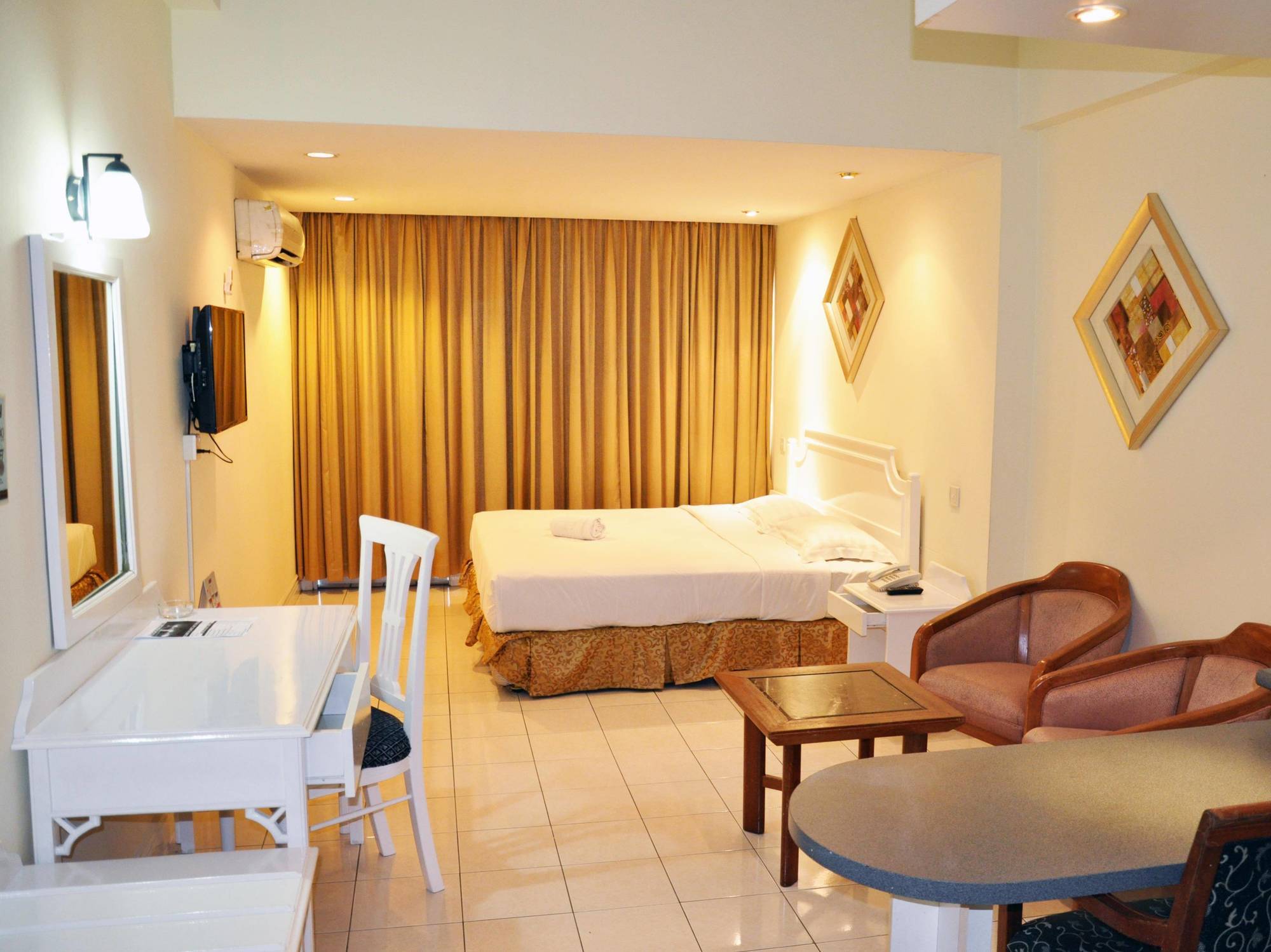 Promenade Service Aparthotel Kota Kinabalu