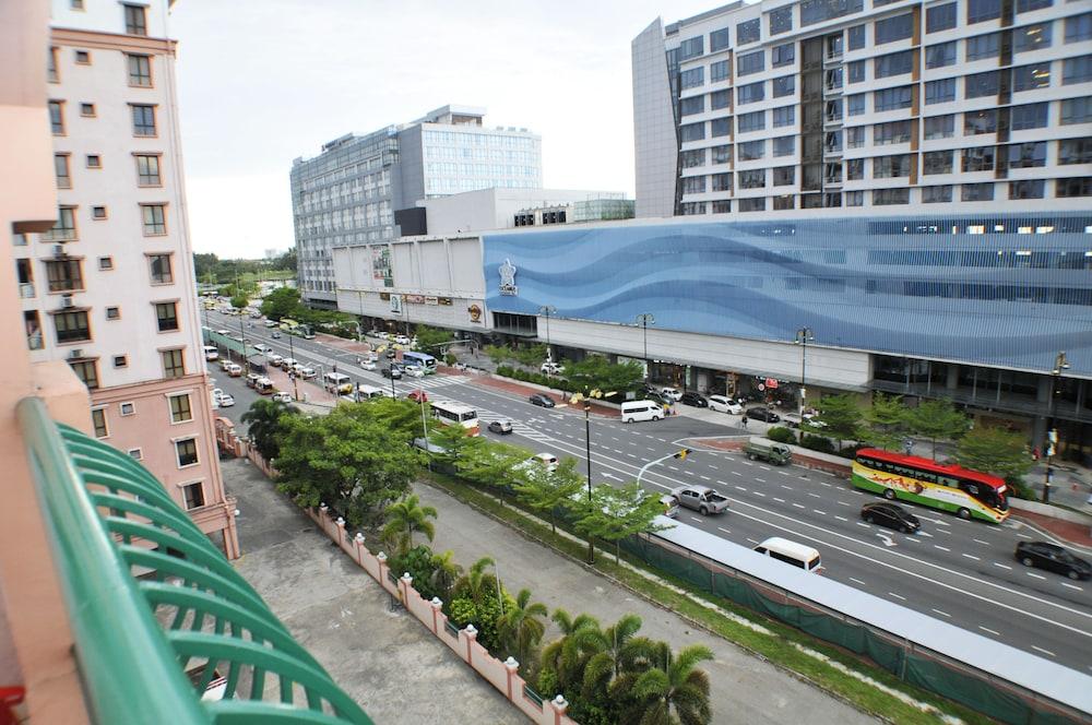 Aparthotel Promenade Service 2*